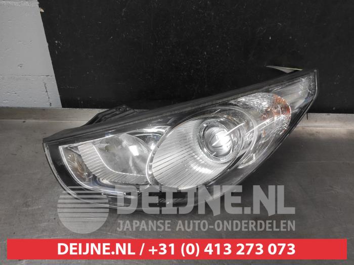 Hyundai IX35 Scheinwerfer links O740073
