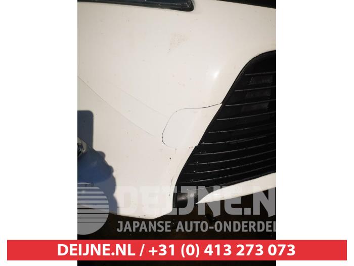 Toyota Yaris Vorderfront komplett O740101