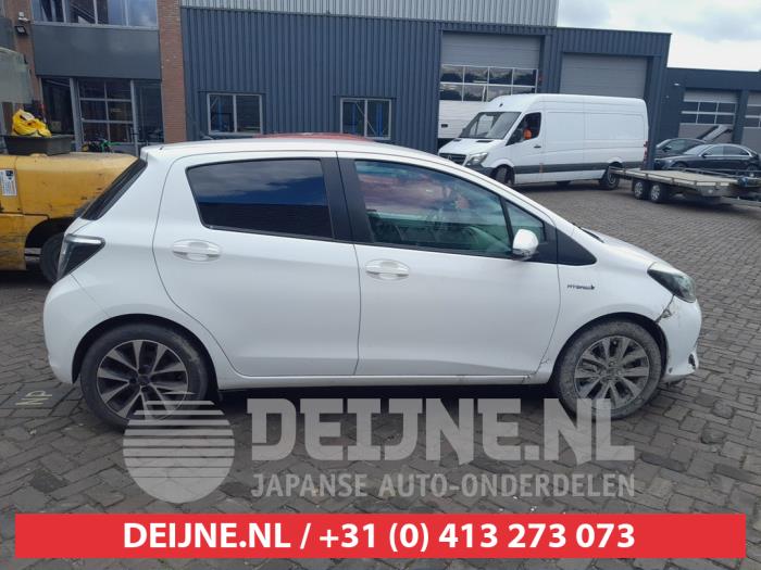 Toyota Yaris Tür 4-türig rechts hinten O740117