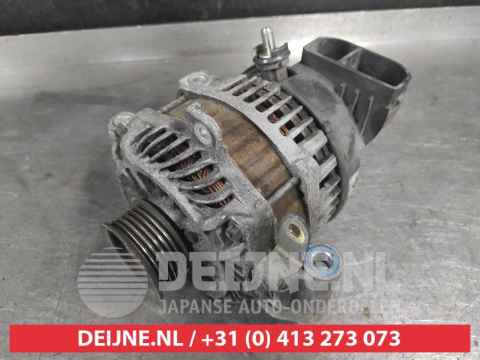 Gebruikte Dynamo Mazda MX-5 (NC) 1.8i 16V Prijs € 50,00 Margeregeling aangeboden door V.Deijne Jap.Auto-onderdelen BV