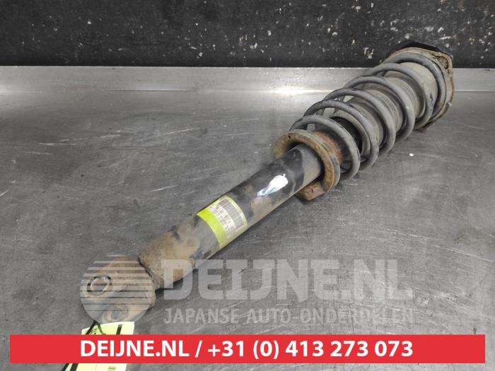 Mazda MX-5 Stoßdämpferstrebe links vorne O740136