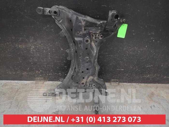 Toyota C-HR Unterrahmen O740178