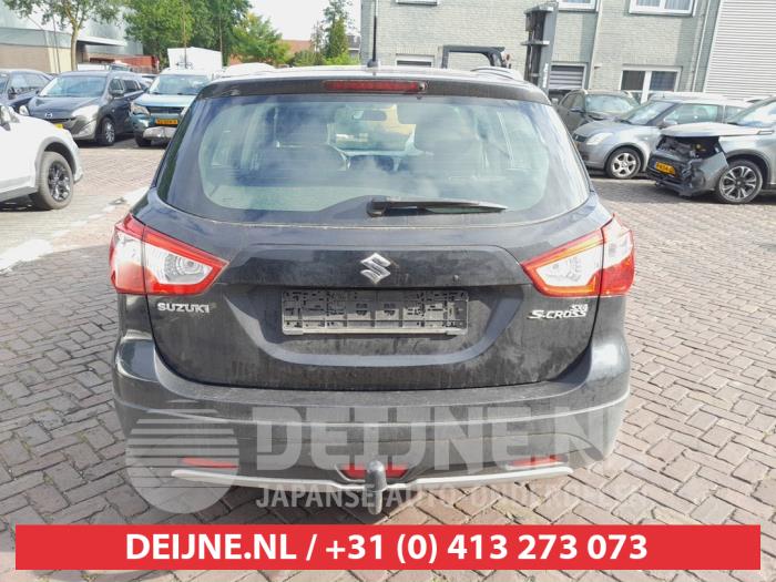 Suzuki SX-4 Achterklep O740204