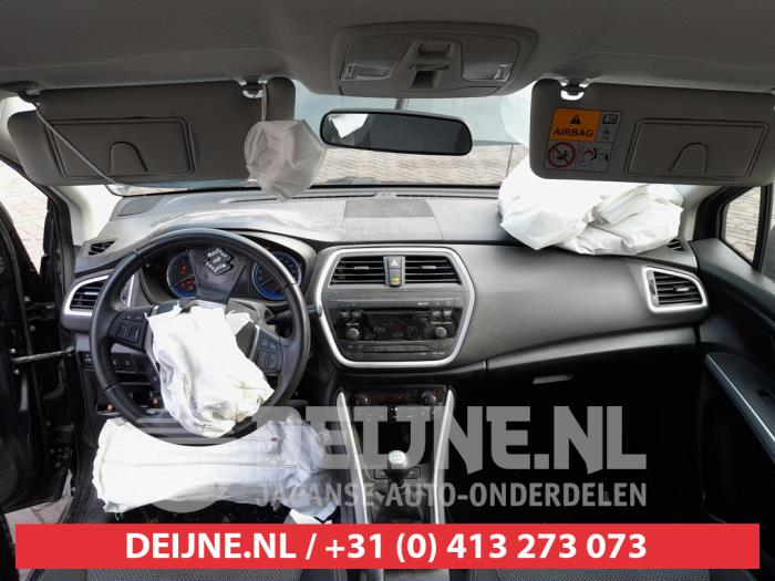Suzuki SX-4 Radio O740222