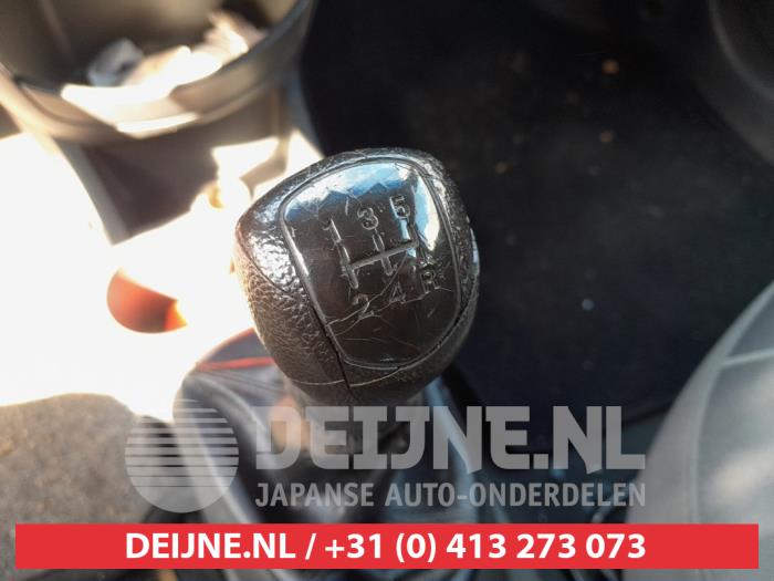 Chevrolet Spark Gear stick O740258