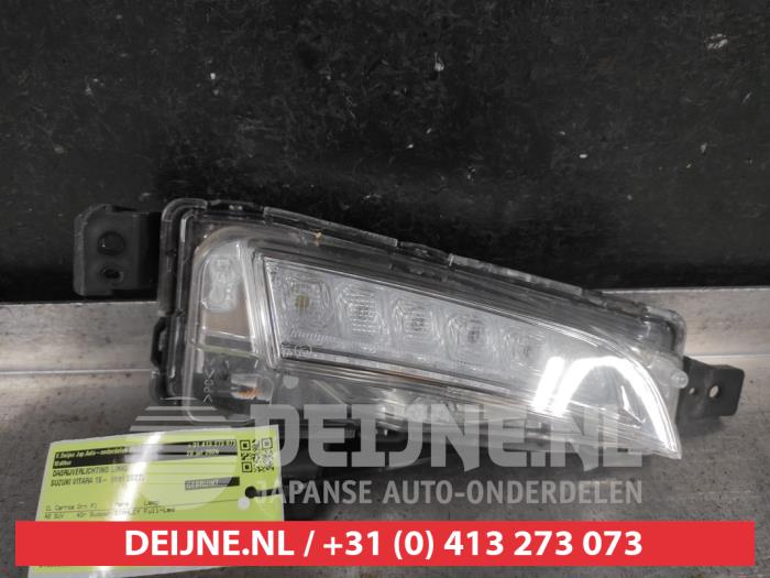 Suzuki Vitara Tageslicht links O740343