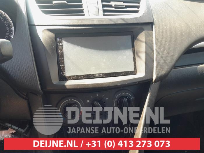 Suzuki Swift Heizung Bedienpaneel O740342