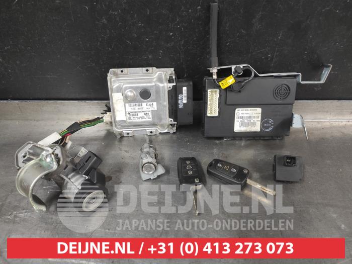 Kia Venga Steuergerät Motormanagement O740409