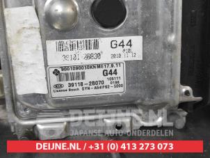 Kia Venga Engine management computer O740409 photo 2