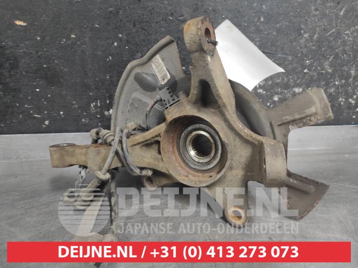 Kia Venga Achsschenkel rechts vorne O740413