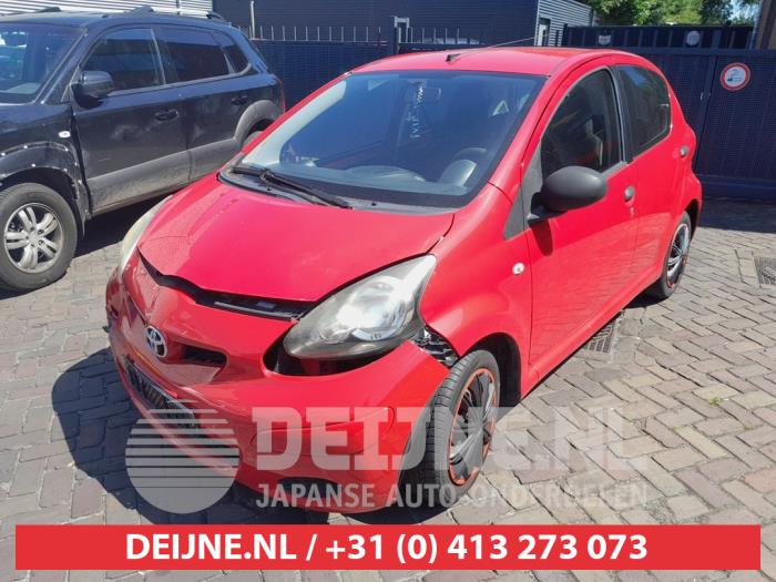 Toyota Aygo Buitenspiegel links O740421