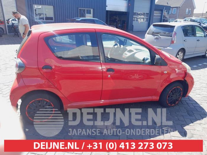Toyota Aygo Front door 4-door, right O740439