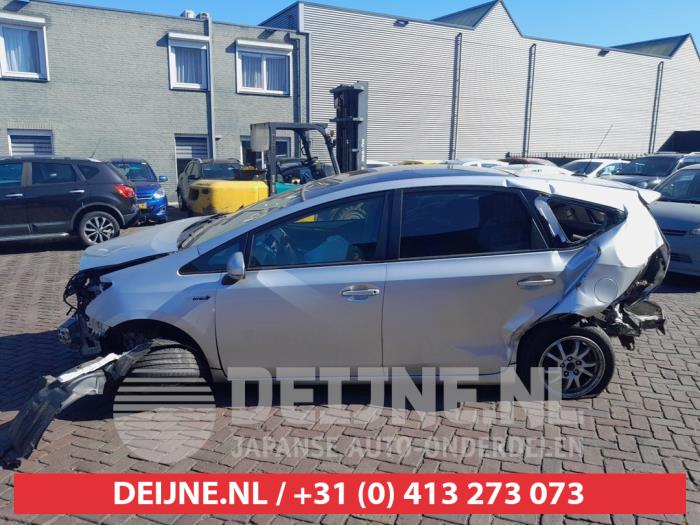 Toyota Prius Plus Tür 4-türig links vorne O740518