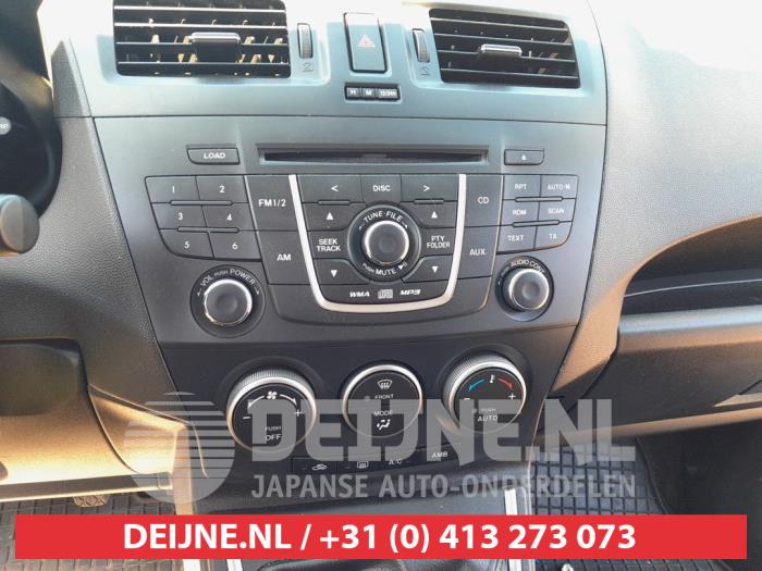 Mazda 5 Heizung Bedienpaneel O740659