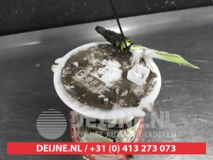 Mazda 5 Electric fuel pump O740701 photo 2