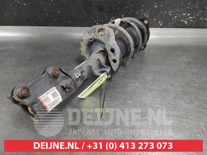 Hyundai Kona Stoßdämpferstrebe links vorne O740705