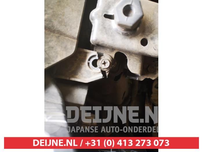 Suzuki Vitara Koplamp links O740817