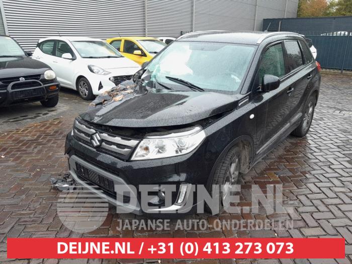Suzuki Vitara Kotflügel links vorne O740819