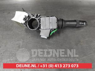 Toyota Prius Plus Light switch O740929 photo 2