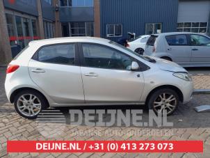 Mazda 2 Front door 4-door, right O741071 photo 3