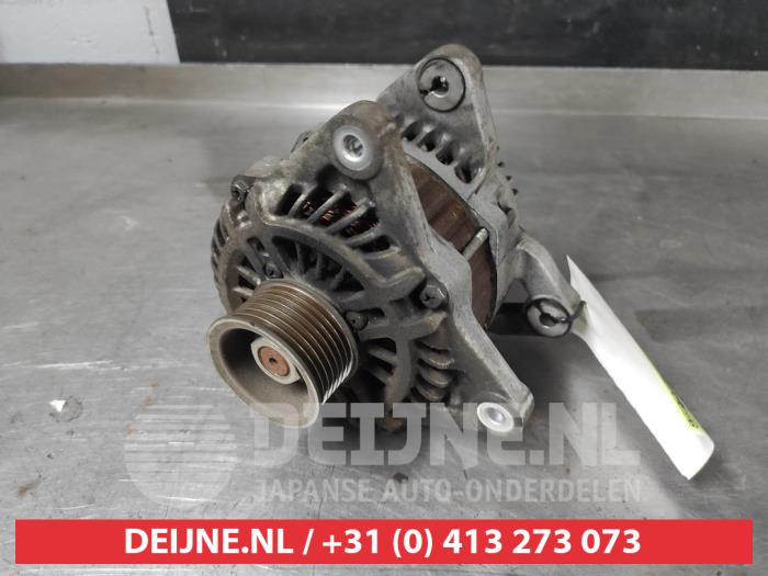 Gebruikte Dynamo Nissan Qashqai (J10) 1.6 16V Prijs op aanvraag aangeboden door V.Deijne Jap.Auto-onderdelen BV