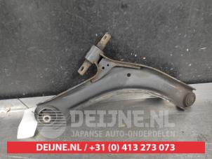 Nissan Qashqai Querlenker unten links vorne O741115 foto 2