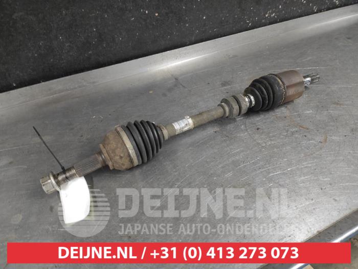 Nissan Qashqai Front drive shaft, left O741116