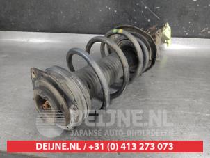 Nissan Qashqai Stoßdämpferstrebe links vorne O741117 foto 2