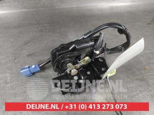 Toyota Prius Schließmechanik Heckklappe O741167 foto 2