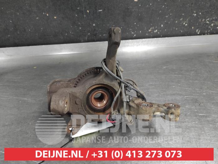 Suzuki Swift Achsschenkel links vorne O741175