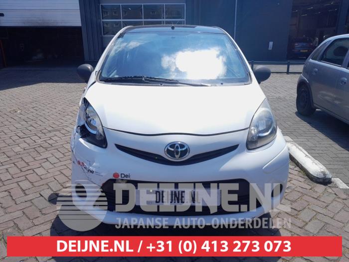 Toyota Aygo Motorhaube O741187