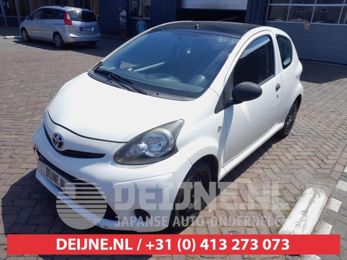 Toyota Aygo Kotflügel links vorne O741191