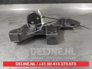 Hyundai I10 Scheinwerferhalterung O741220 foto 2