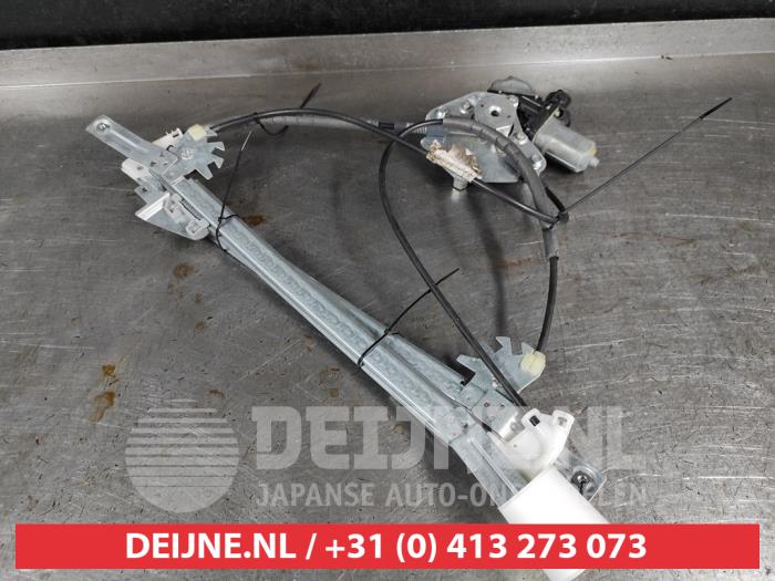 Toyota IQ Fenstermechanik 2-türig links vorne O741227