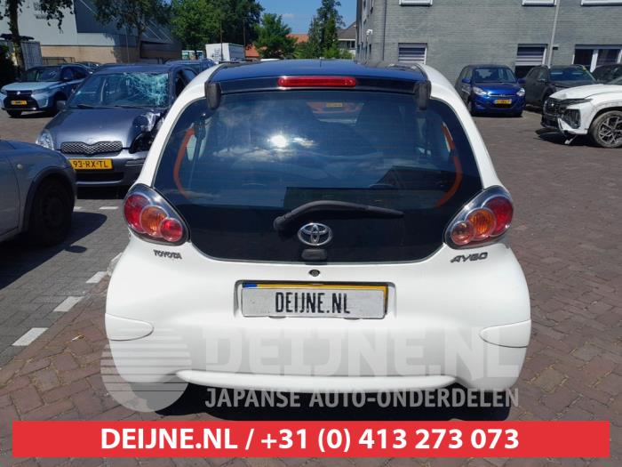 Toyota Aygo Heckklappe O741201