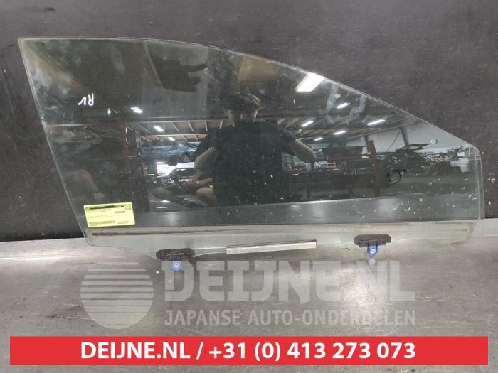 Toyota Auris Türscheibe 4-türig rechts vorne O741244