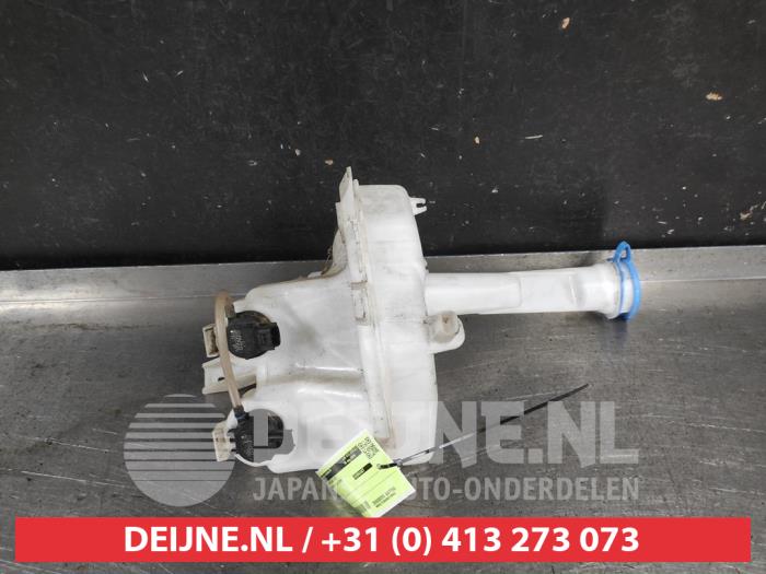 Suzuki Celerio Front windscreen washer reservoir O741248