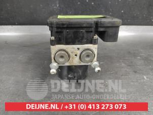 Suzuki Grand Vitara ABS Pomp O741260 foto 3
