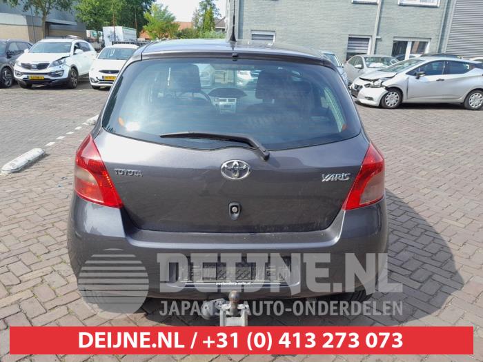 Toyota Yaris Tailgate O741284