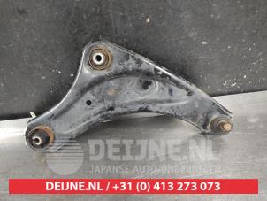Nissan Juke Front wishbone, right O741327 photo 2