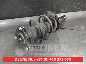 Nissan Qashqai Stoßdämpferstrebe links vorne O741345 foto 3