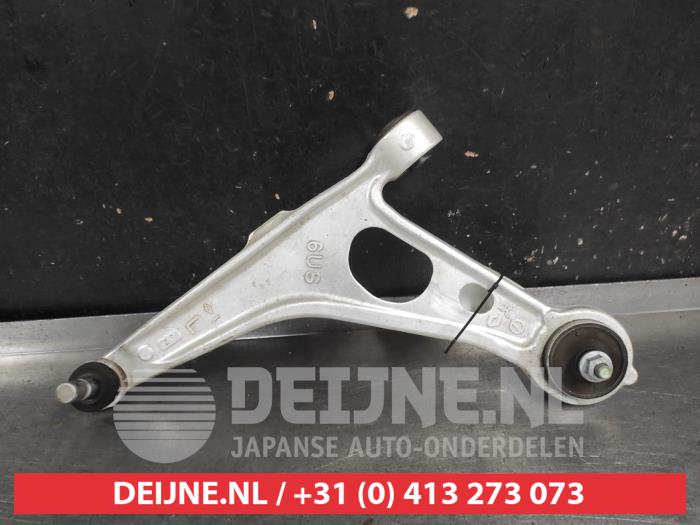 Nissan Qashqai Querlenker unten links vorne O741349