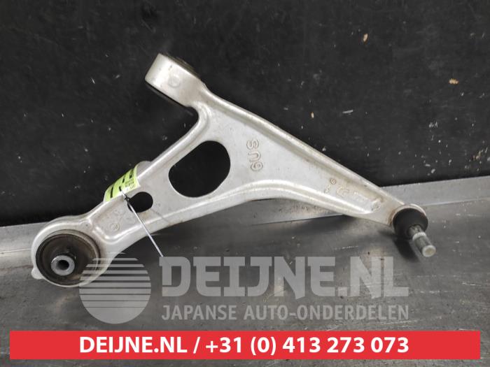 Nissan Qashqai Querlenker unten rechts vorne O741365