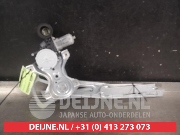 Toyota Yaris Fenstermechanik 4-türig rechts vorne O741391