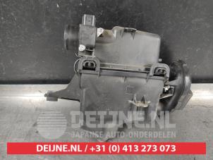 Toyota Yaris Luftfiltergehäuse O741406 foto 2