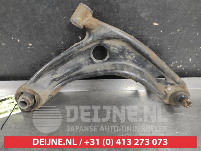 Toyota Yaris Querlenker unten rechts vorne O741416