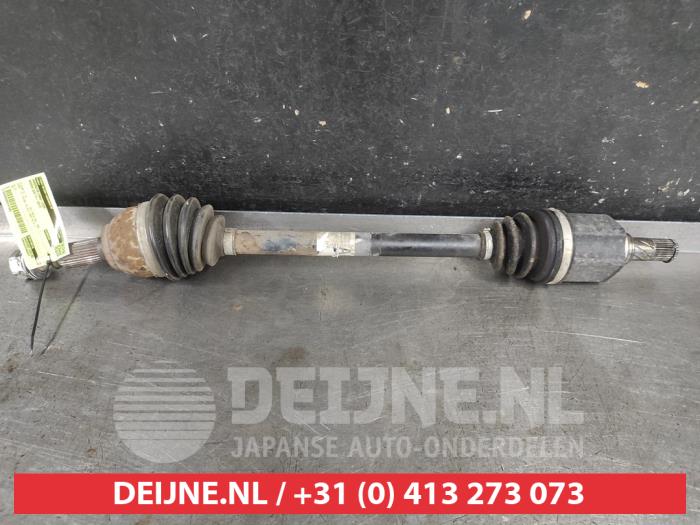 Nissan Leaf Aandrijfas links-voor O741535