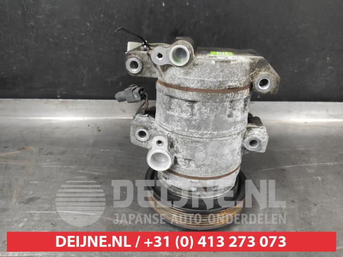 Mazda 6 Air conditioning pump O741697