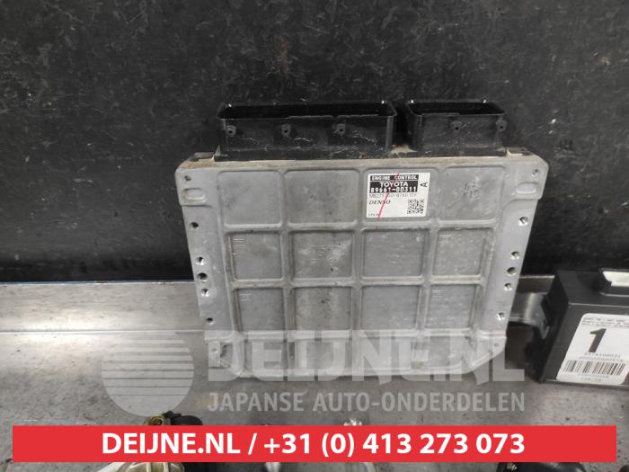Toyota Yaris Engine management computer O741739