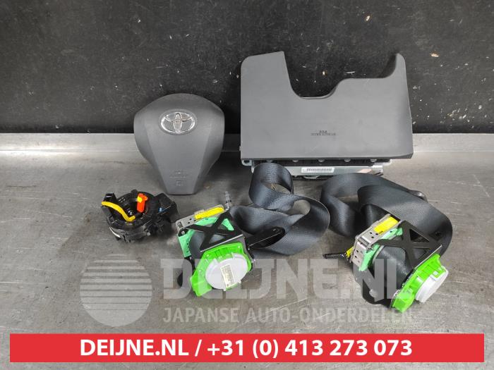Toyota Yaris Airbag set O741742